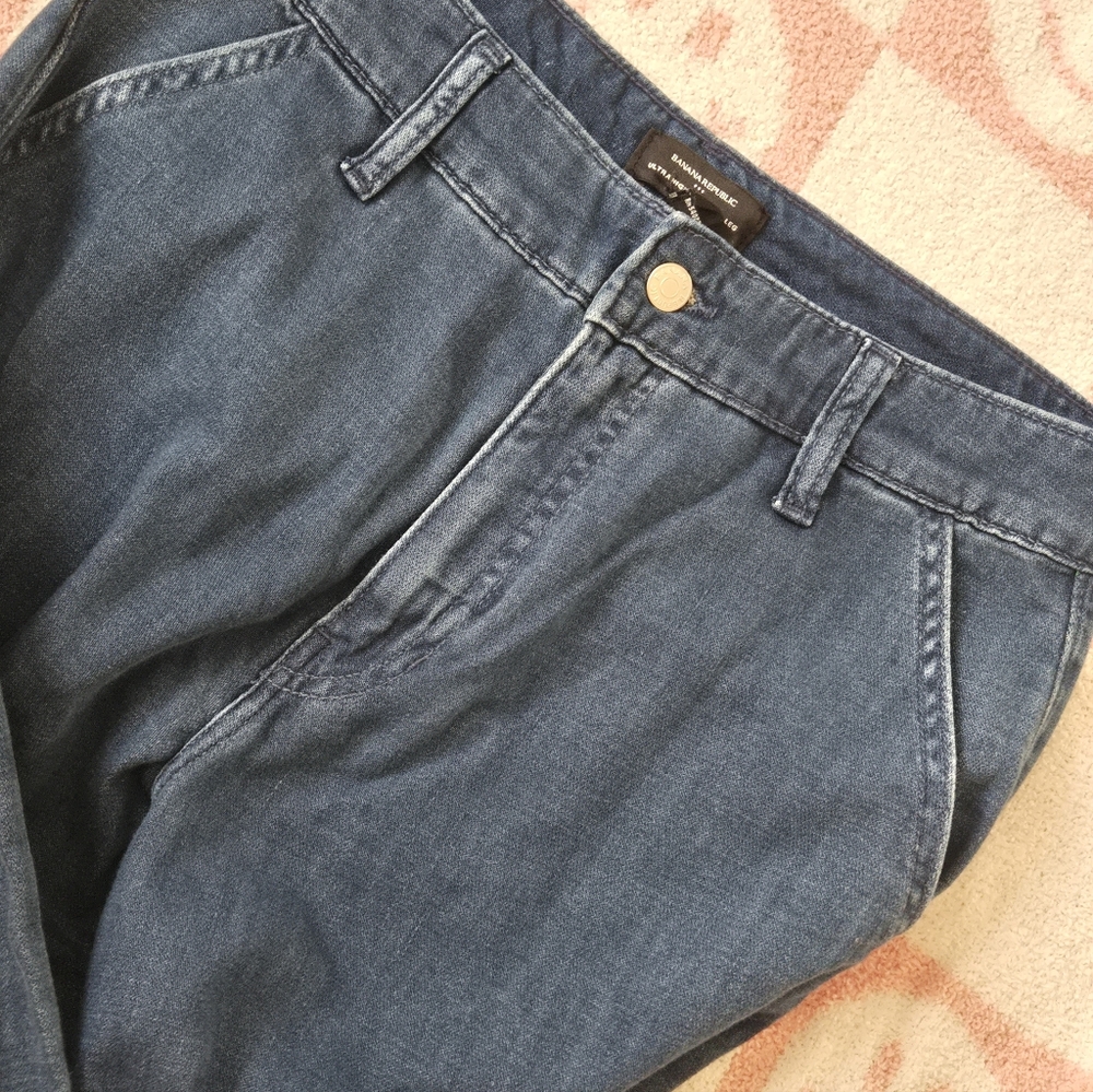 Banana Republic HighRise Wide Leg Jeans - Picture 6 of 7